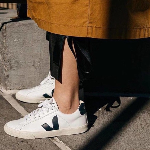 VEJA Esplar Leather Sneakers Size 38
